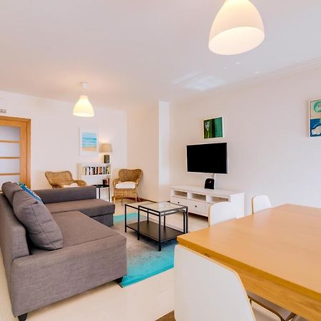 Al- Apartamentos Novos Vista Mar Quarteira Kültér fotó