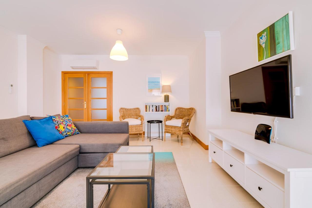 Al- Apartamentos Novos Vista Mar Quarteira Kültér fotó