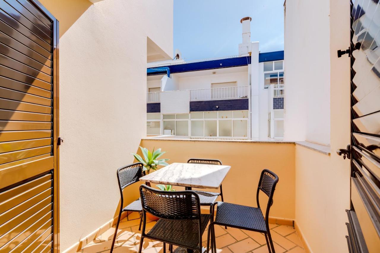 Al- Apartamentos Novos Vista Mar Quarteira Kültér fotó