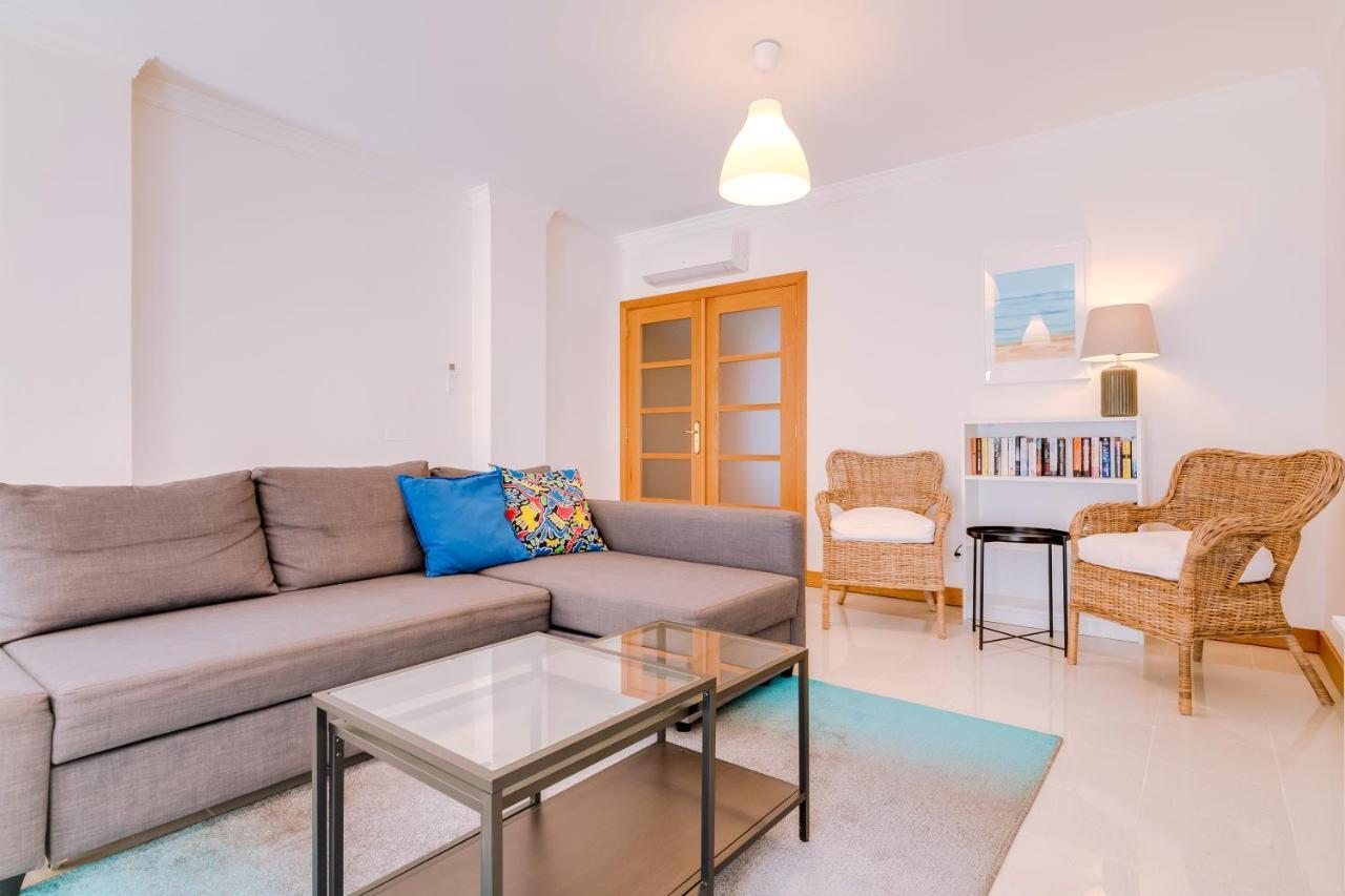Al- Apartamentos Novos Vista Mar Quarteira Kültér fotó