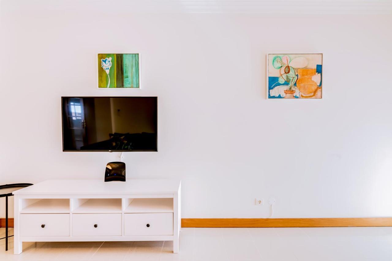 Al- Apartamentos Novos Vista Mar Quarteira Kültér fotó
